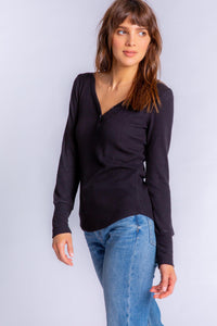 Textured Essentials Long Sleeve Top | Black