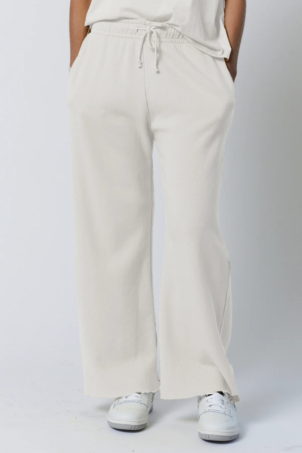 Montecito Organic Fleece Wideleg Sweatpant | White