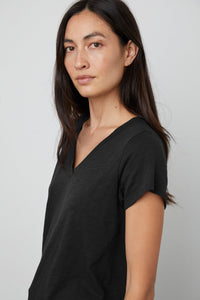 Jilian V-Neck Tee | Black