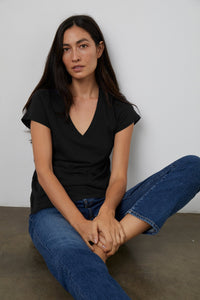 Jilian V-Neck Tee | Black